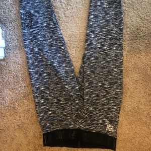 PINK workout leggings